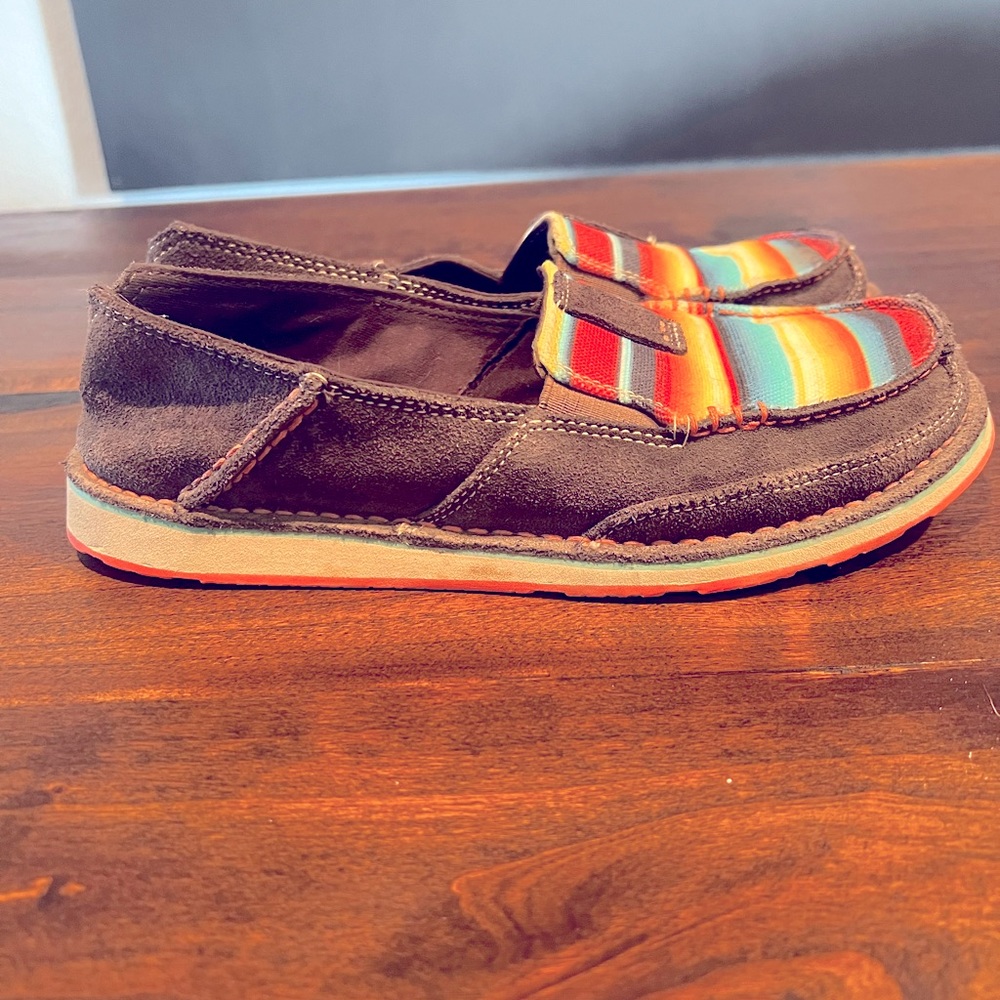 Ariat Cruisers